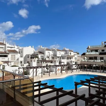Marina House Apartment *