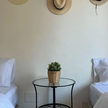 Marina House Apartment